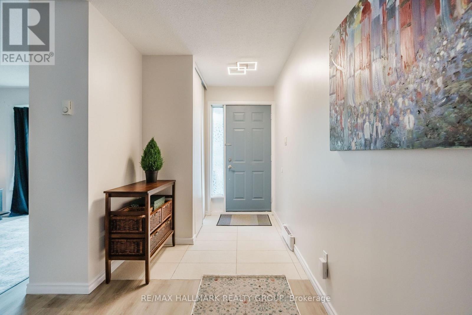 6 - 228 Harriot Private, Ottawa, Ontario  K1T 3C8 - Photo 3 - X13598146