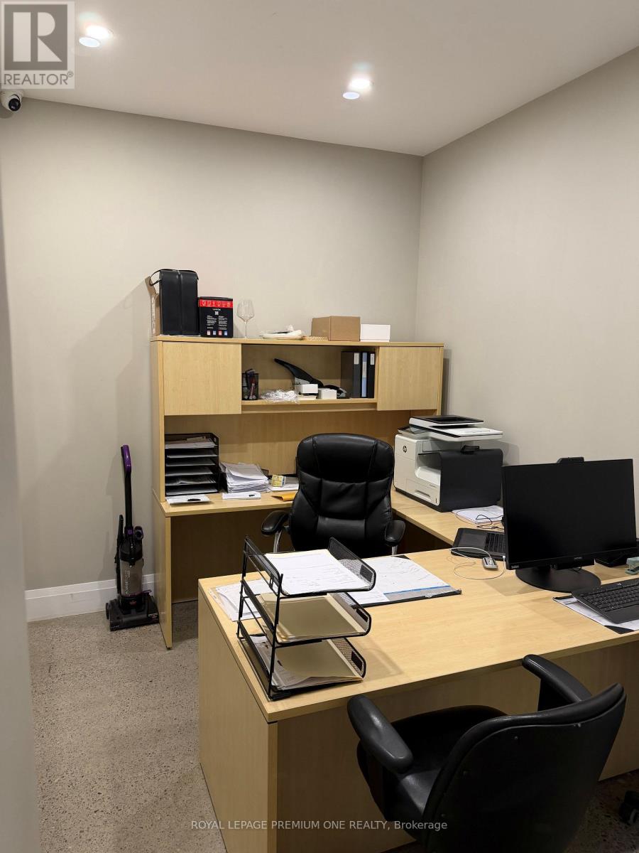 17 - 71 Marycroft Avenue, Vaughan, Ontario  L4L 5Y6 - Photo 6 - N13598056