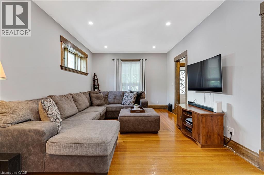 630 Lawrence Street, Cambridge, Ontario  N3H 2M9 - Photo 11 - 40846669