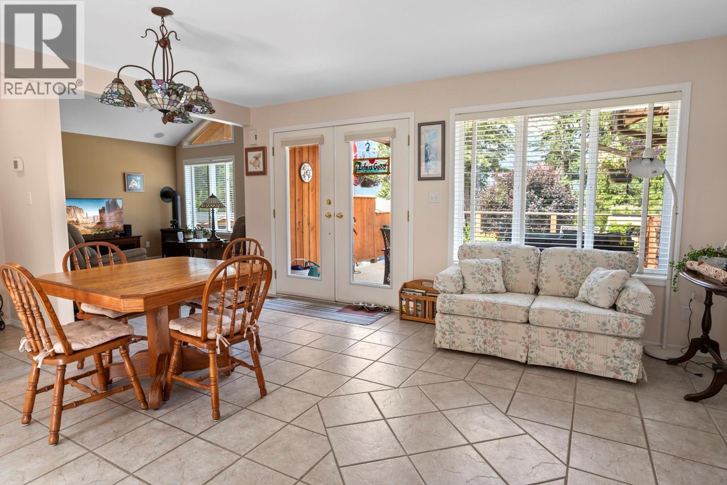 13532 Mountain Shores Road, Boswell, British Columbia  V0B 1A4 - Photo 10 - 10395275