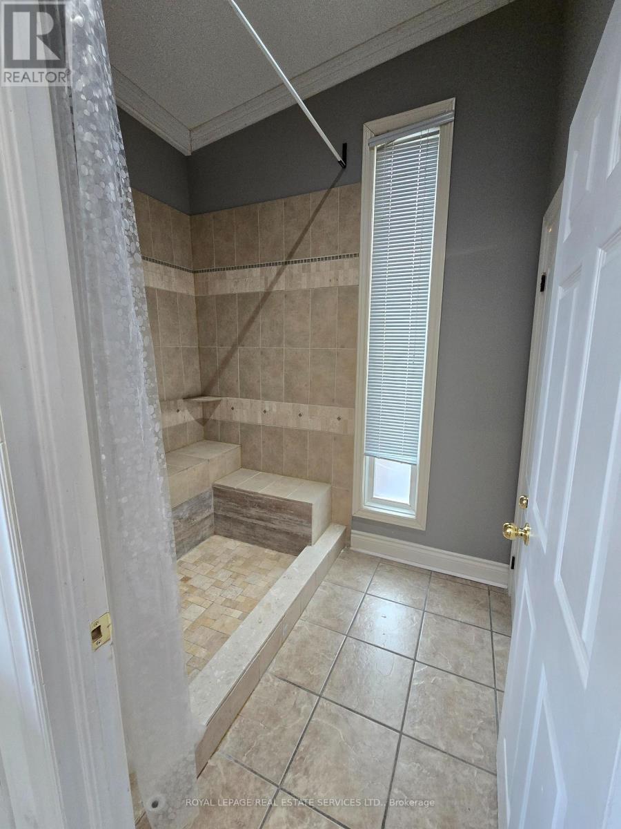 A2 - 34 Plains Road W, Burlington, Ontario  L7T 1E9 - Photo 10 - W13598040