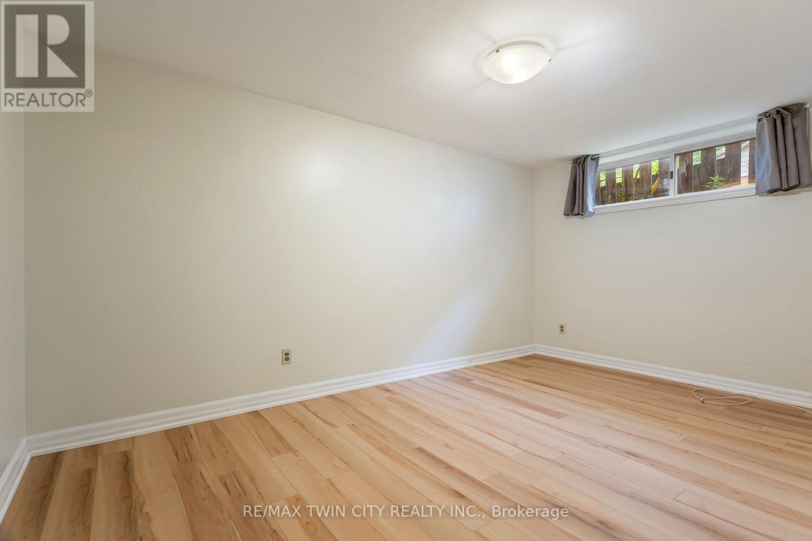 25 Saunby Street, London North, Ontario  N6G 1A2 - Photo 35 - X13597898