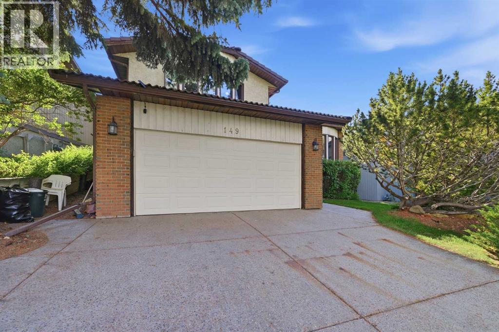 149 Edgehill Drive NW, Calgary, Alberta  T3A 2W5 - Photo 5 - A2329520