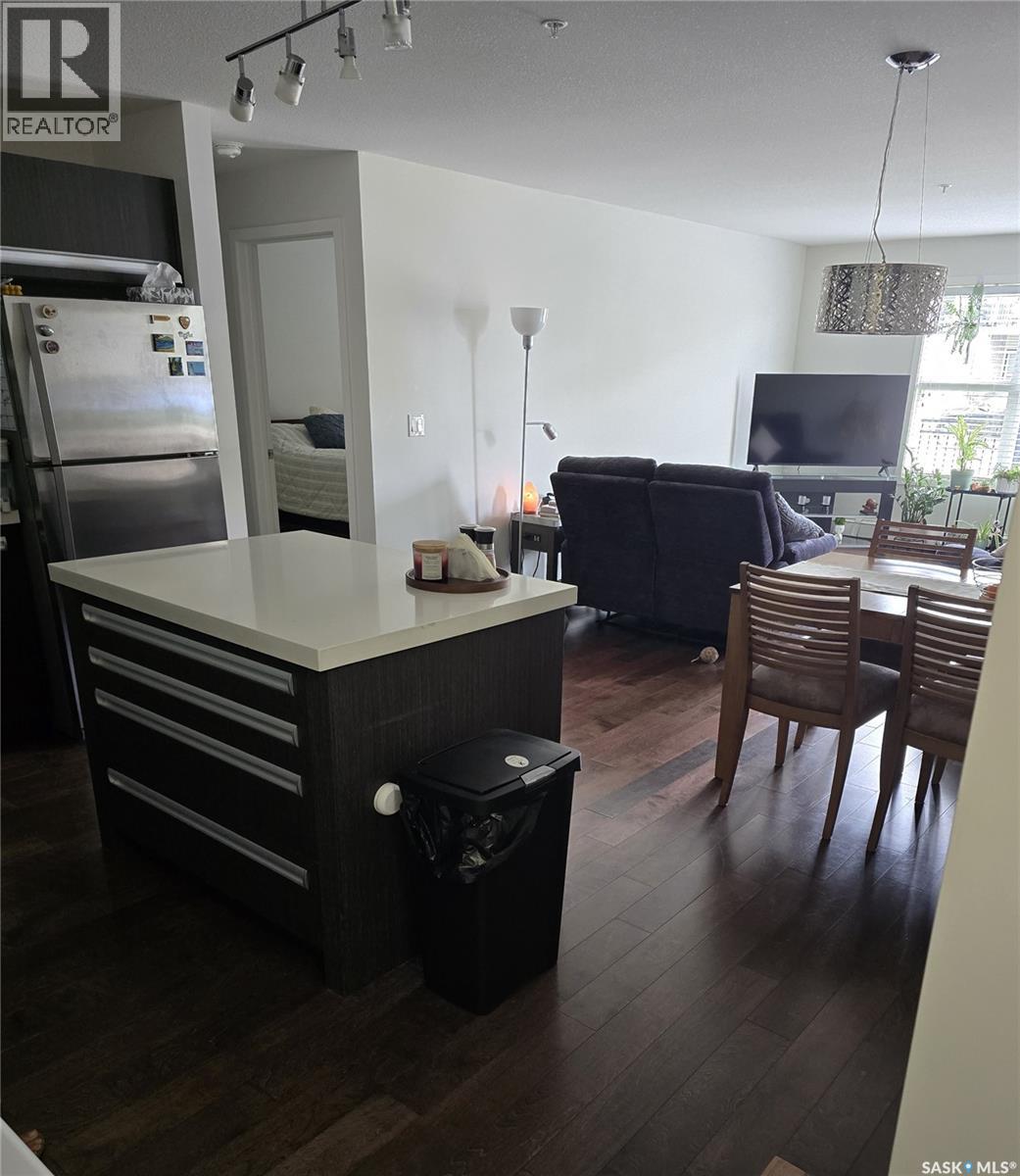 114 1545 Neville Drive, Regina, Saskatchewan  S4Z 0A7 - Photo 2 - SK043486