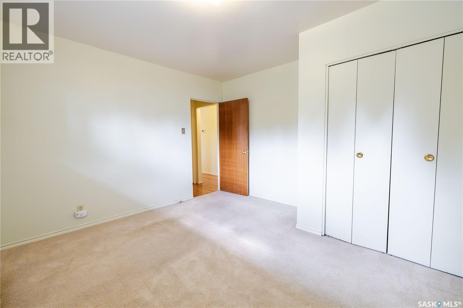 2808 Clarence Avenue S, Saskatoon, Saskatchewan  S7J 1M8 - Photo 16 - SK043358