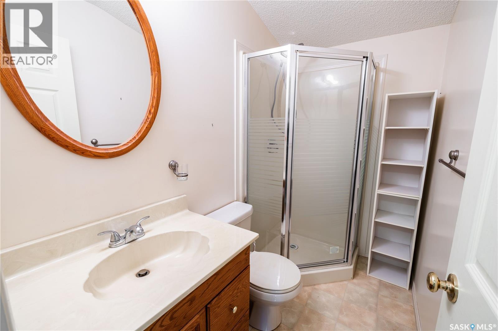 2808 Clarence Avenue S, Saskatoon, Saskatchewan  S7J 1M8 - Photo 26 - SK043358