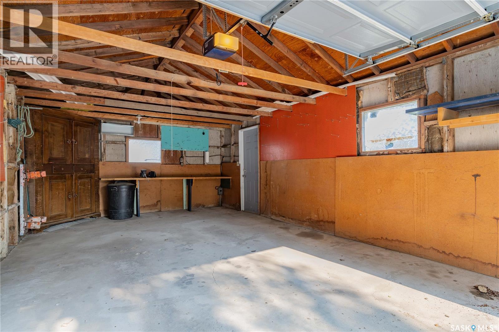 2808 Clarence Avenue S, Saskatoon, Saskatchewan  S7J 1M8 - Photo 33 - SK043358