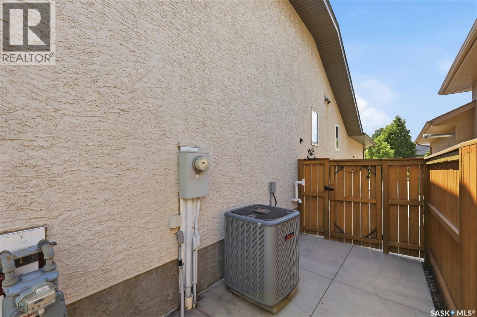 231 Maguire Court, Saskatoon, Saskatchewan  S7H 4E1 - Photo 39 - SK043163