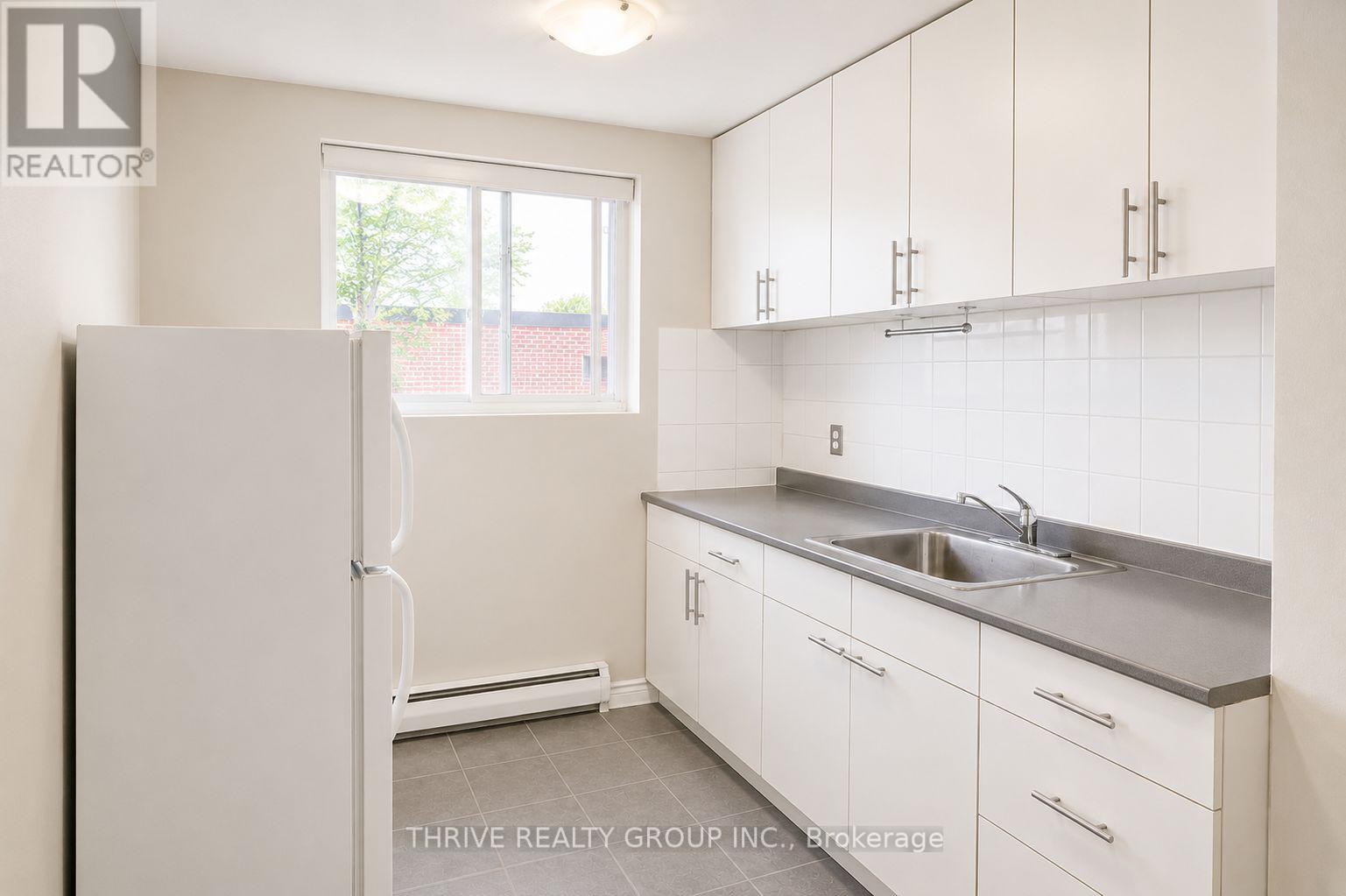3 - 153 Godfrey Drive, London East, Ontario  N5V 2E8 - Photo 4 - X13598222