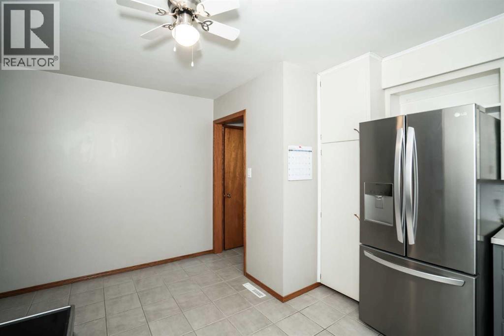 4904 52 St, Grimshaw, Alberta  T0H 1W0 - Photo 4 - A2311662