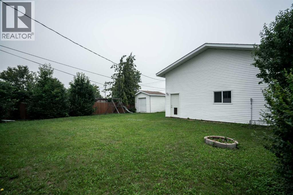 4904 52 St, Grimshaw, Alberta  T0H 1W0 - Photo 19 - A2311662