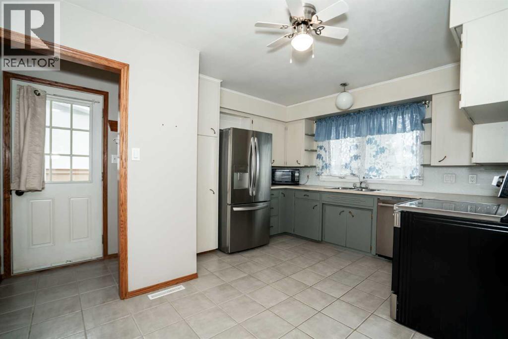 4904 52 St, Grimshaw, Alberta  T0H 1W0 - Photo 5 - A2311662