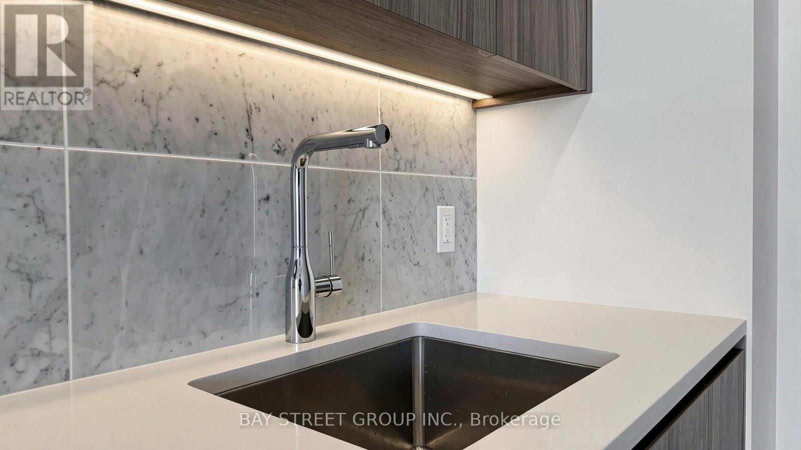 2515 - 95 Mcmahon Drive, Toronto, Ontario  M2K 0H2 - Photo 23 - C13598164