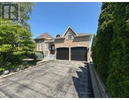 1886 PINE GROVE AVENUE, Pickering, Ontario