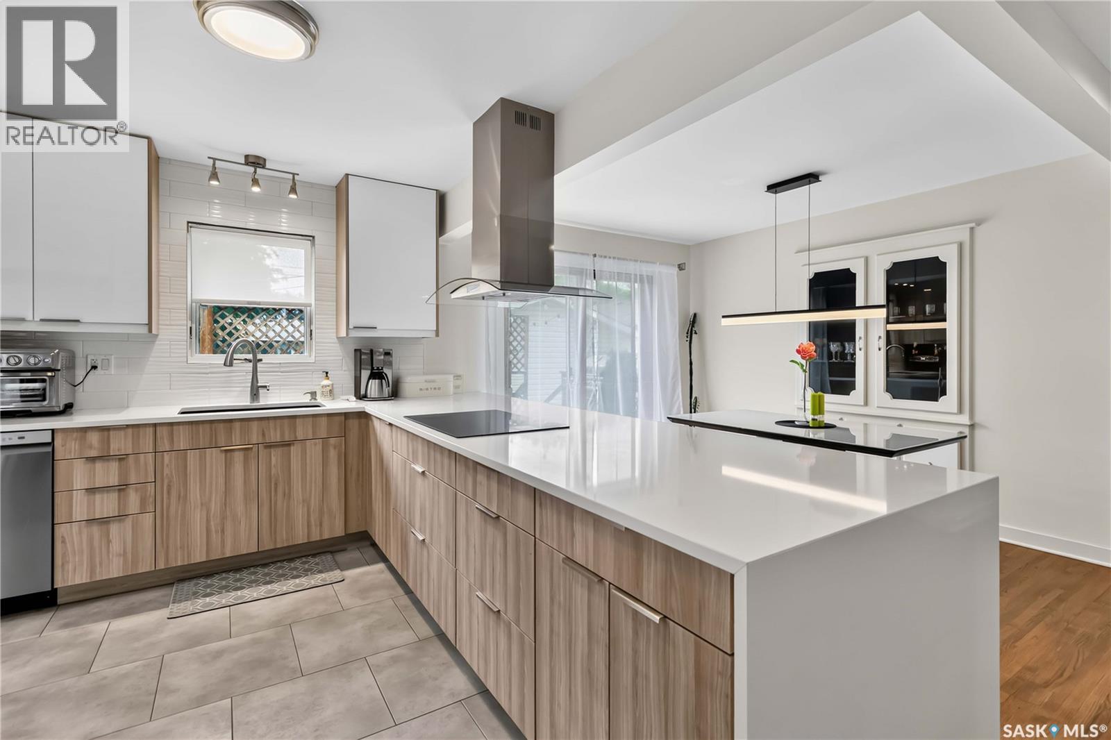 2326 Lansdowne Avenue, Saskatoon, Saskatchewan  S7J 1G9 - Photo 8 - SK043485