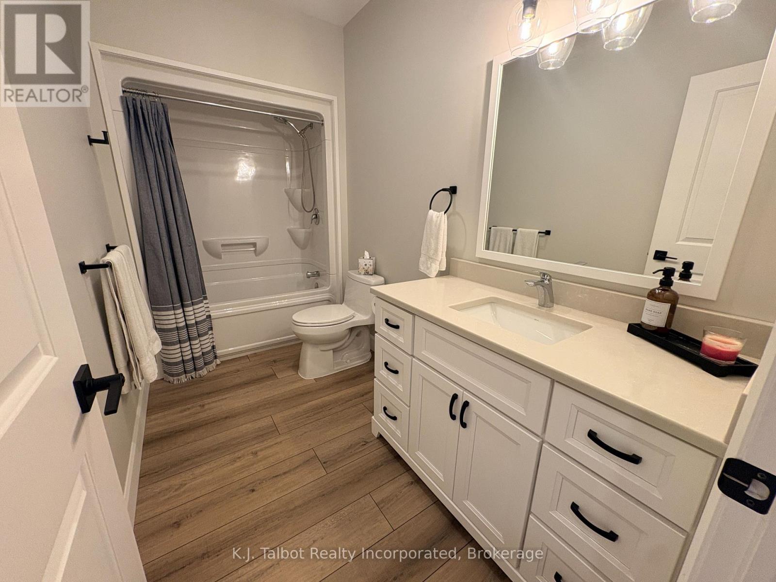 Unit 2 - 451 Woodridge Drive, Goderich, Ontario  N7A 0C7 - Photo 8 - X13598550