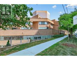 102 - 3 DUPLEX AVENUE, Toronto, Ontario