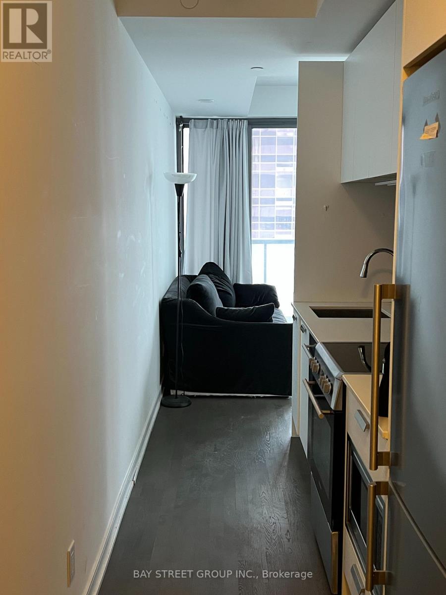 2811 - 57 St. Joseph Street, Toronto, Ontario  M5S 0C5 - Photo 13 - C13598456
