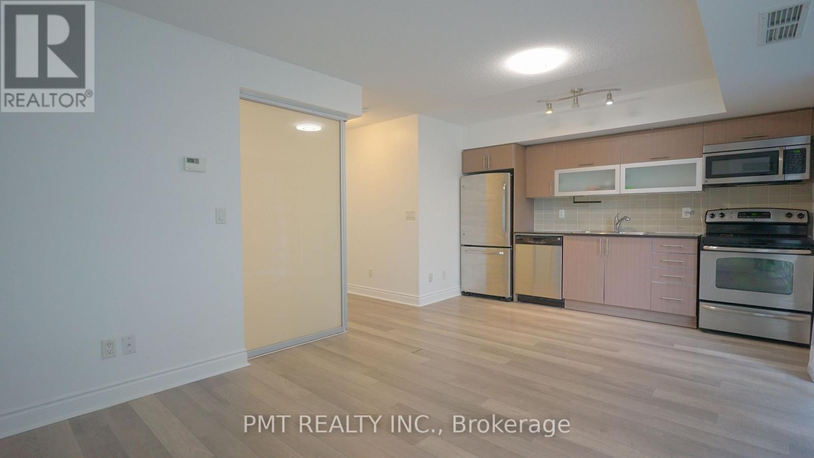 503 - 28 Ted Rogers Way, Toronto, Ontario  M4Y 2J4 - Photo 3 - C13598540