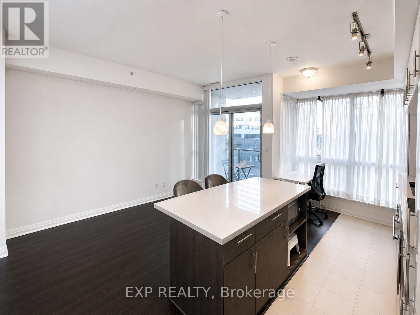 417 - 8 Mercer Street, Toronto, Ontario  M5V 1H3 - Photo 4 - C13598558