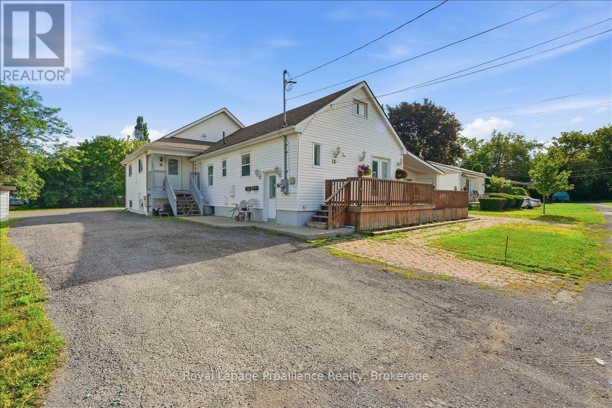 16 Graham Street, Belleville, Ontario  K8P 1P3 - Photo 2 - X13598384
