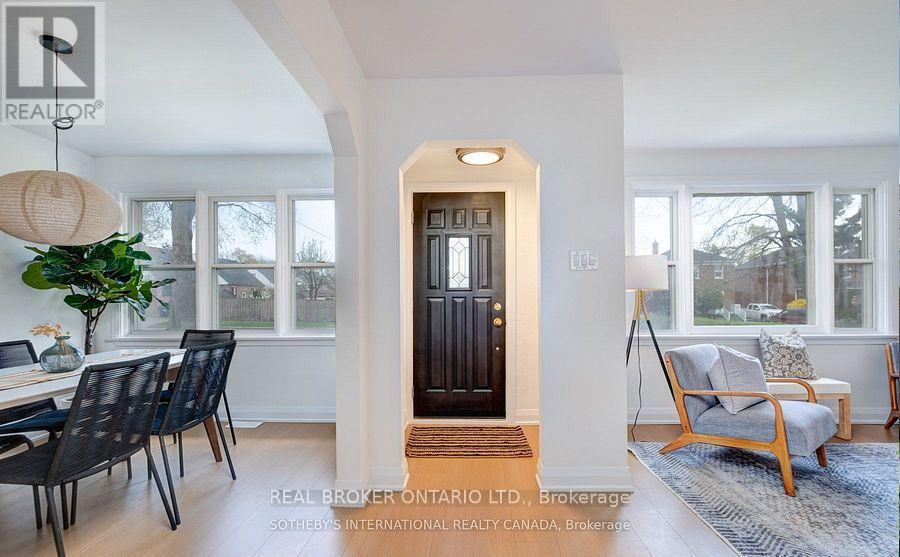 40 Stamford Square N, Toronto, Ontario  M1L 1X6 - Photo 5 - E13598502