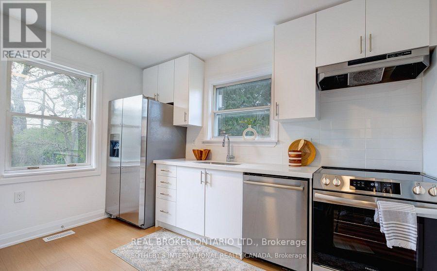 40 Stamford Square N, Toronto, Ontario  M1L 1X6 - Photo 7 - E13598502