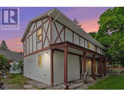 211 BELL STREET, Arnprior, Ontario