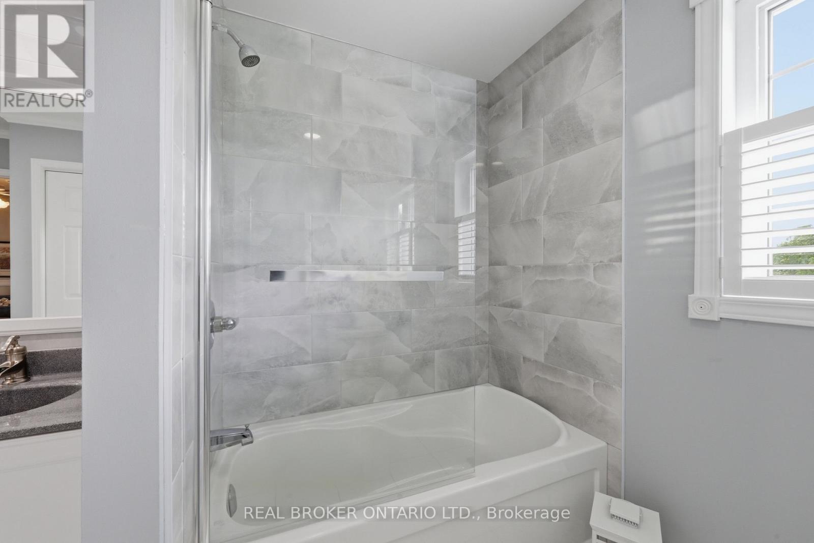 10532 Main Street, North Dundas, Ontario  K0E 1W0 - Photo 41 - X13598426