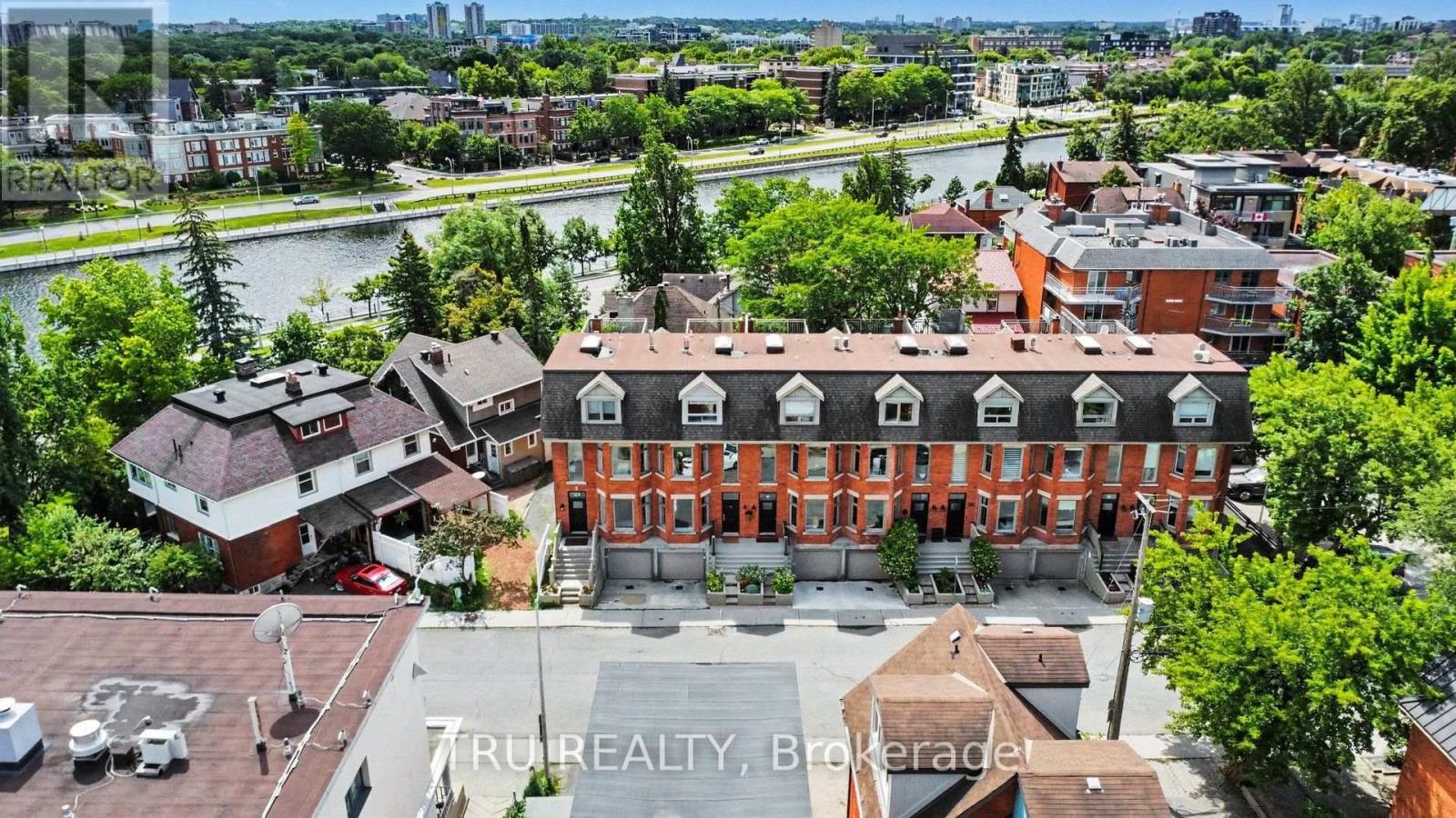 24 Waverley Street, Ottawa, Ontario  K2P 0T9 - Photo 3 - X13598474