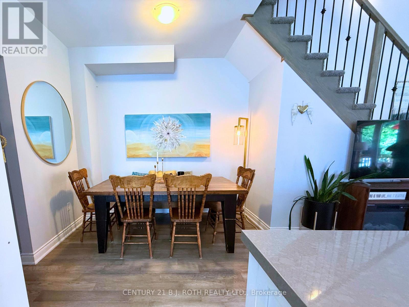 Upper Level - 181 Patterson Road, Barrie (Ardagh), Ontario  L4N 4R7 - Photo 7 - S13598368