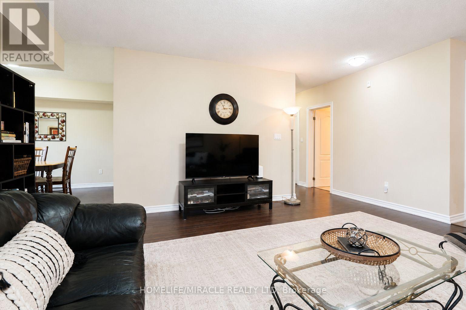 312 - 39 Ferndale Drive, Barrie, Ontario  L4N 5T5 - Photo 5 - S13598406