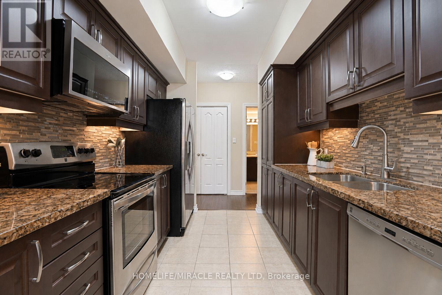 312 - 39 Ferndale Drive, Barrie, Ontario  L4N 5T5 - Photo 7 - S13598406