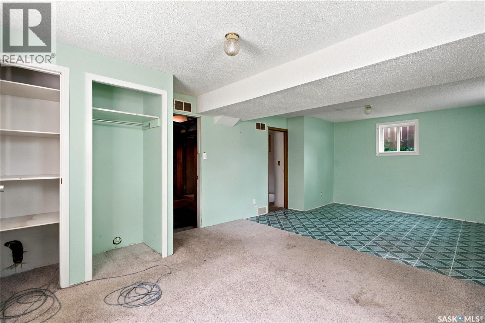 431 K Avenue N, Saskatoon, Saskatchewan  S7L 2M5 - Photo 21 - SK043483