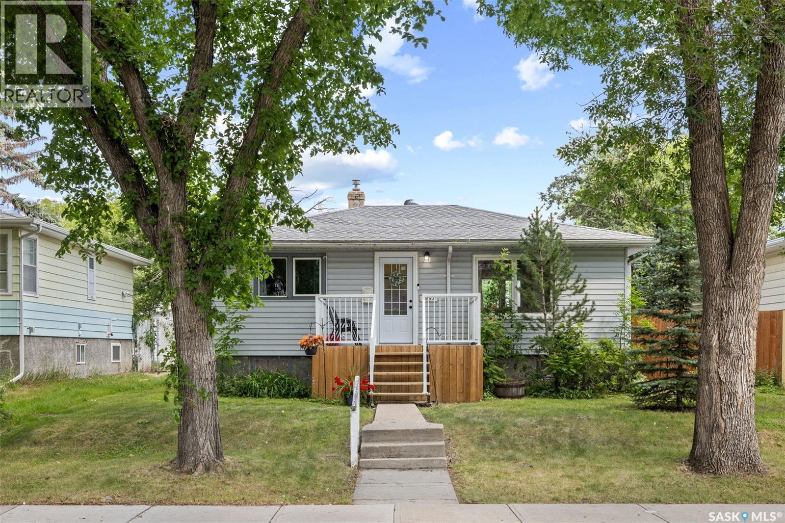 2457 MacKay STREET, regina, Saskatchewan