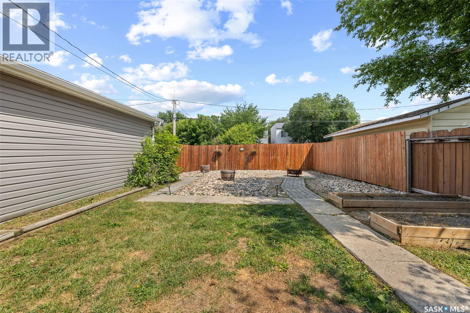 2457 Mackay Street, Regina, Saskatchewan  S4N 2T4 - Photo 22 - SK043233