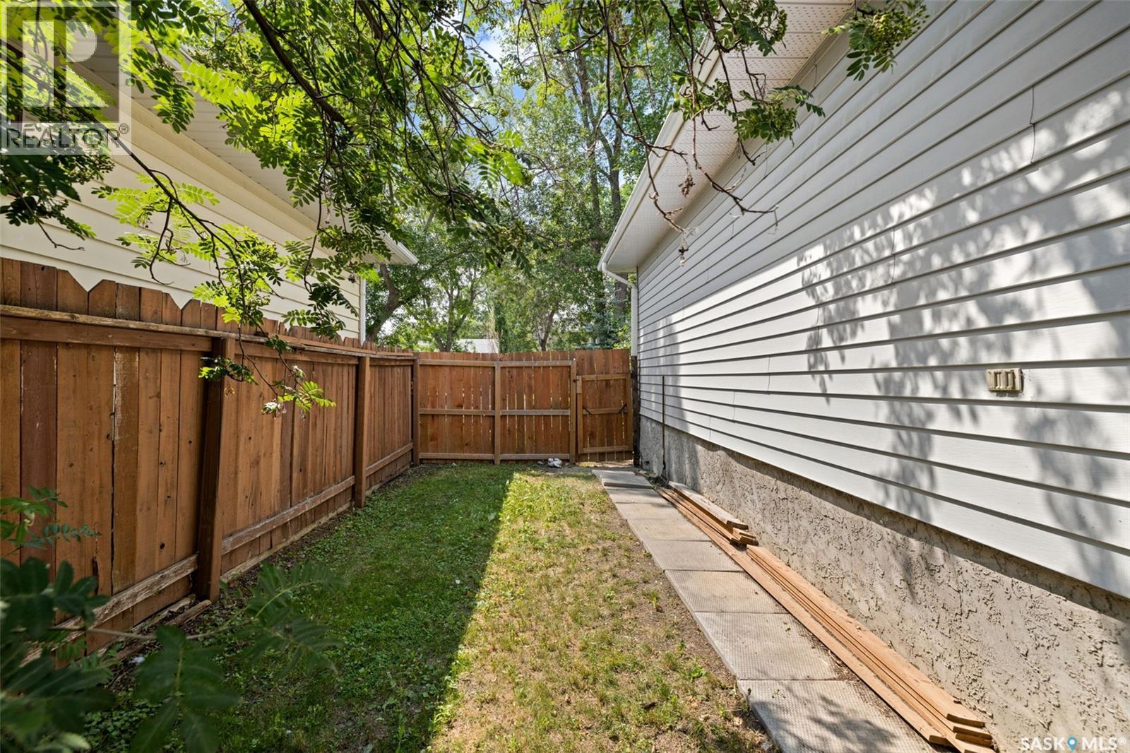2457 Mackay Street, Regina, Saskatchewan  S4N 2T4 - Photo 25 - SK043233