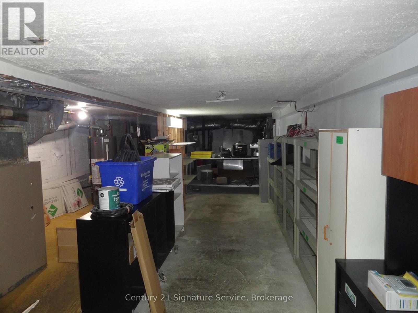 Main Floor - 1376 Queen Street, Toronto, Ontario  M6K 1L7 - Photo 21 - W13598374