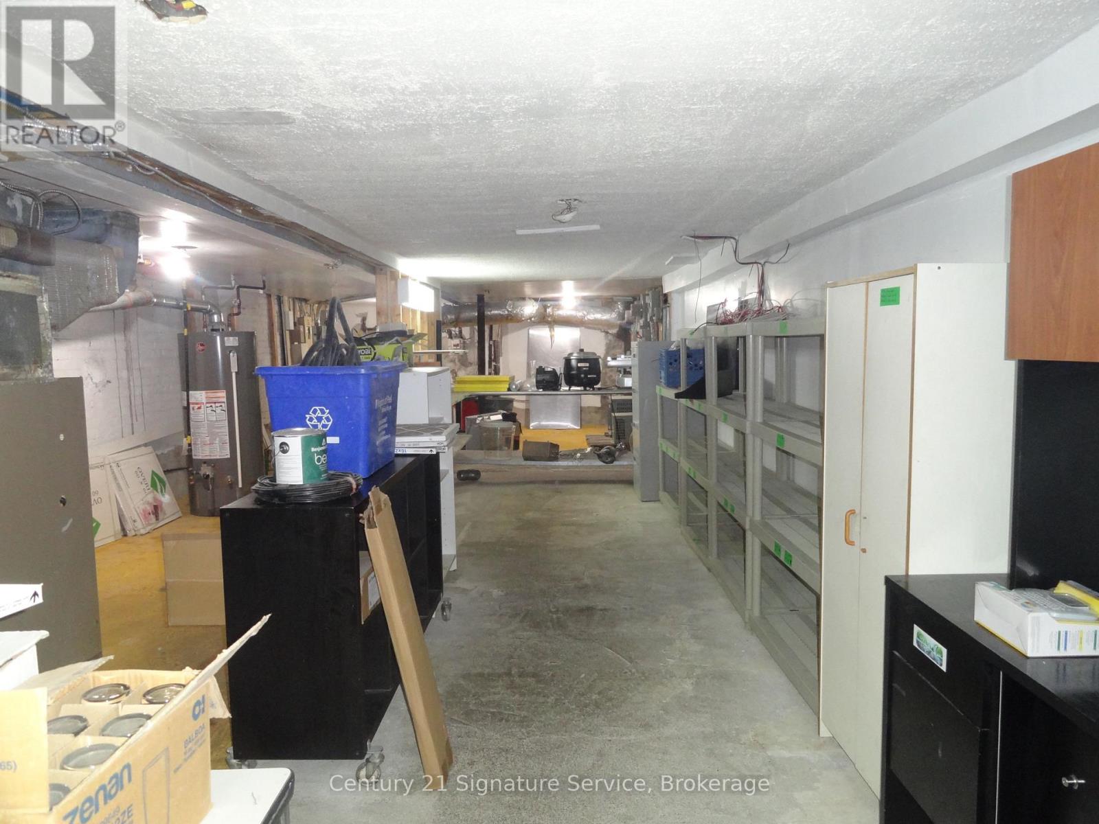 Main Floor - 1376 Queen Street, Toronto, Ontario  M6K 1L7 - Photo 23 - W13598374