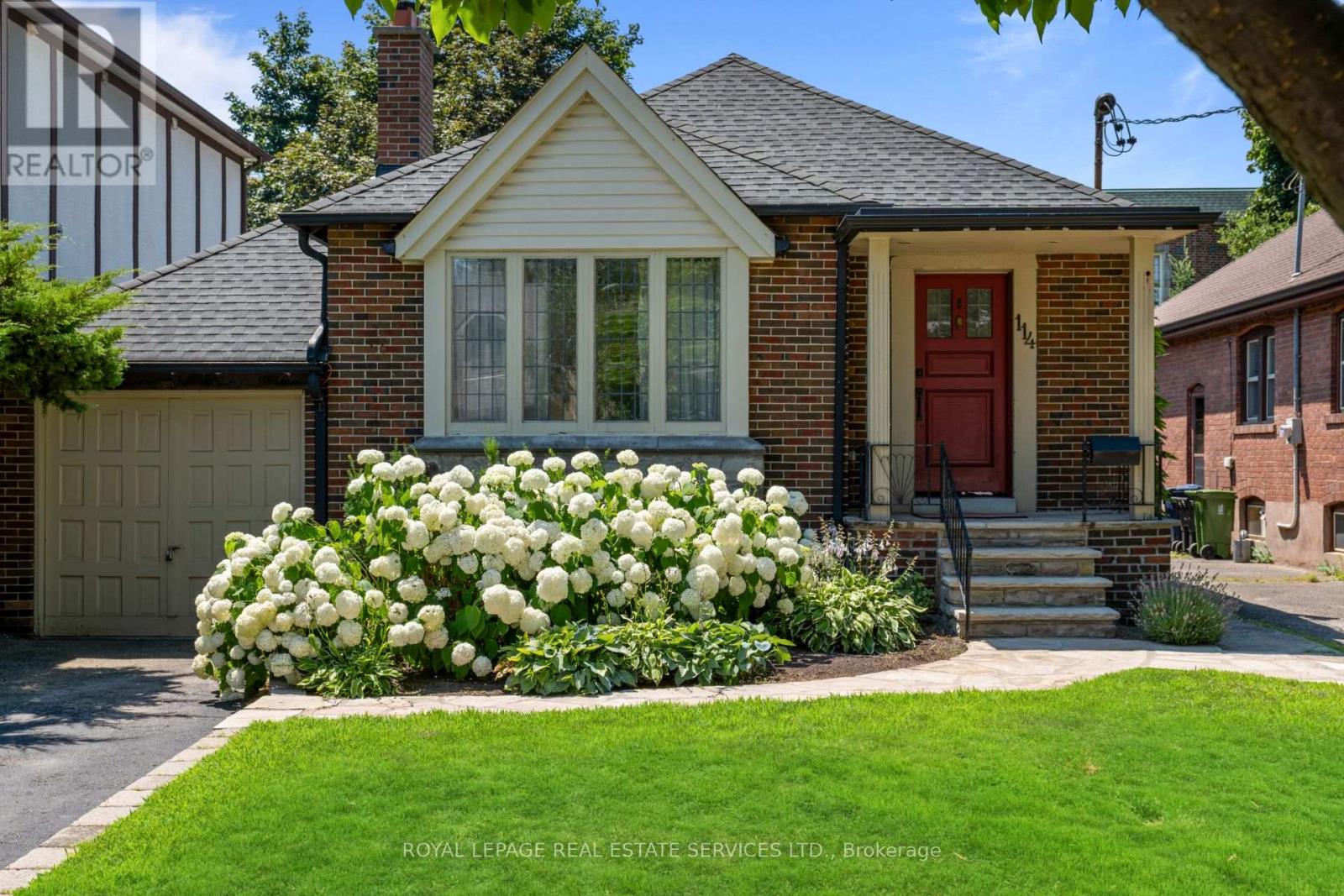 114 HUMBERVALE BOULEVARD, Toronto, Ontario