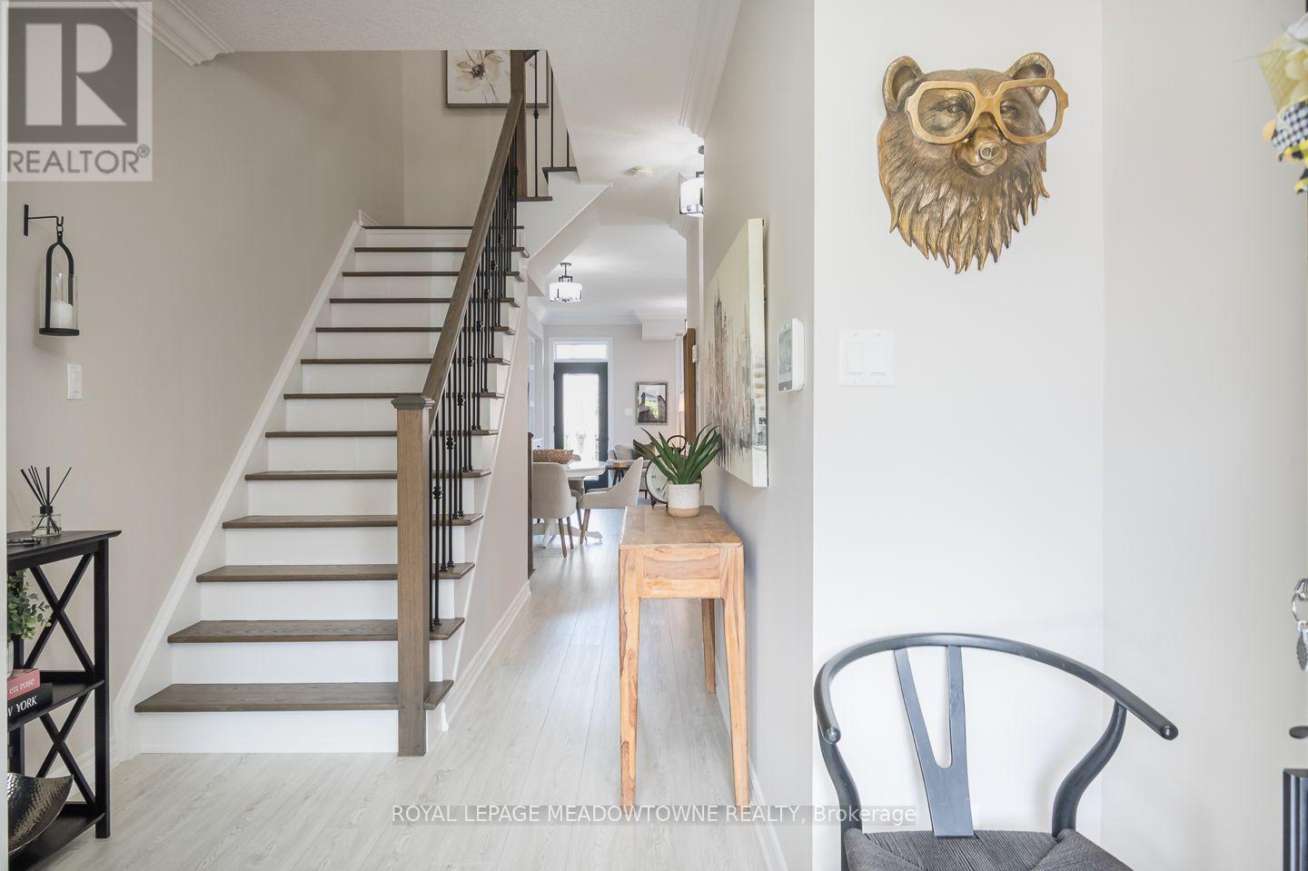 9 Mclaughlin Avenue, Milton, Ontario  L9T 7H3 - Photo 4 - W13598468
