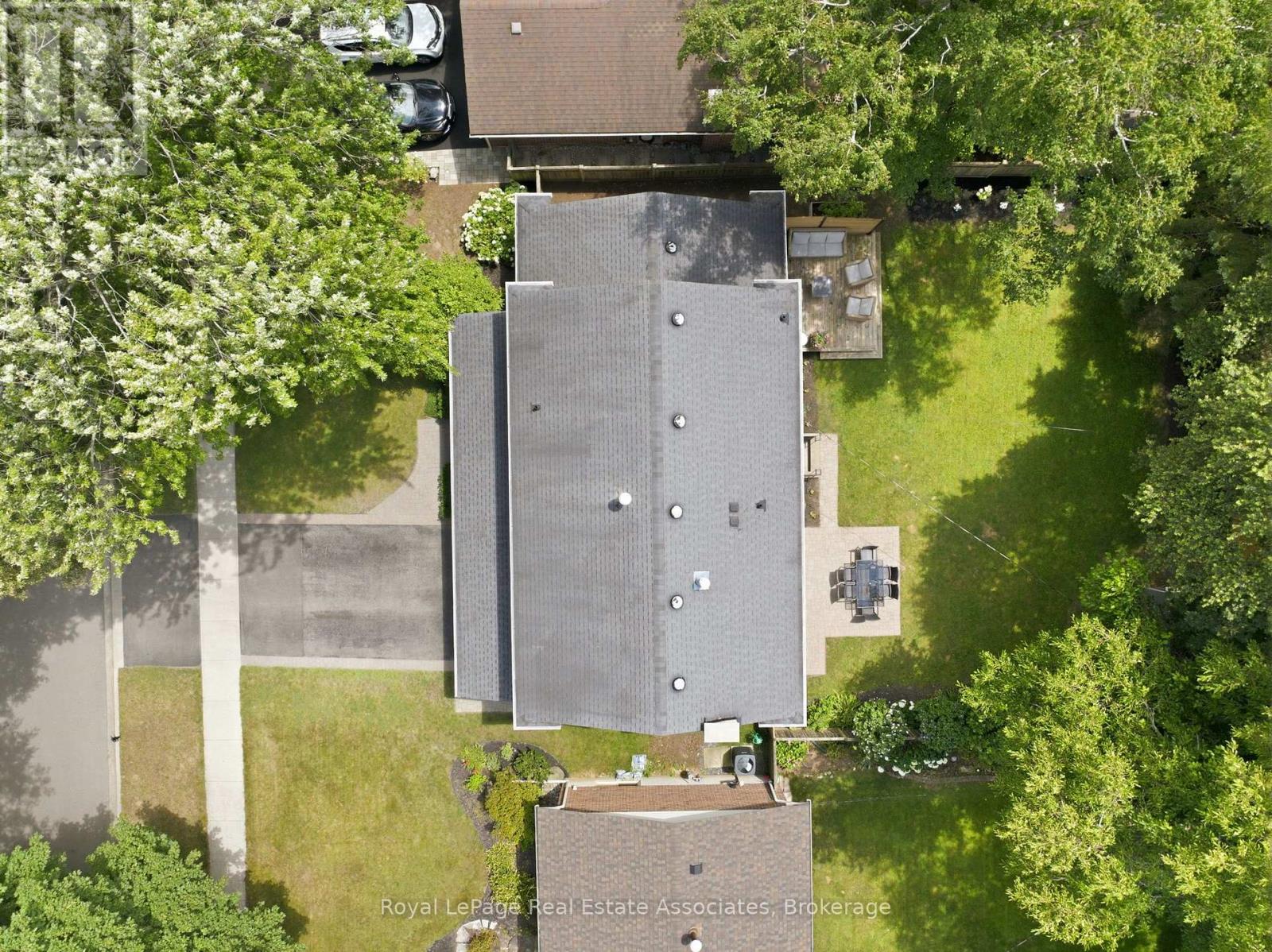 648 Cherrywood Drive, Burlington, Ontario L7T 3X1 - Photo 47 - W13598472