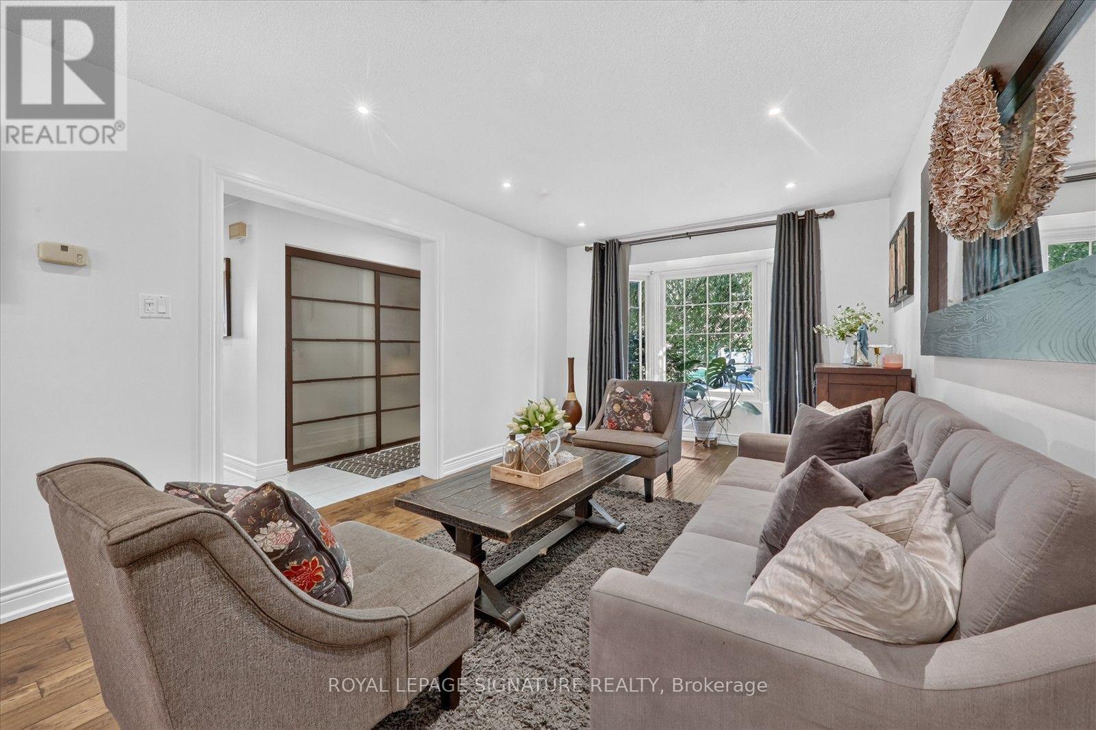 62 Massey Street, Brampton, Ontario  L6S 2W5 - Photo 10 - W13598512