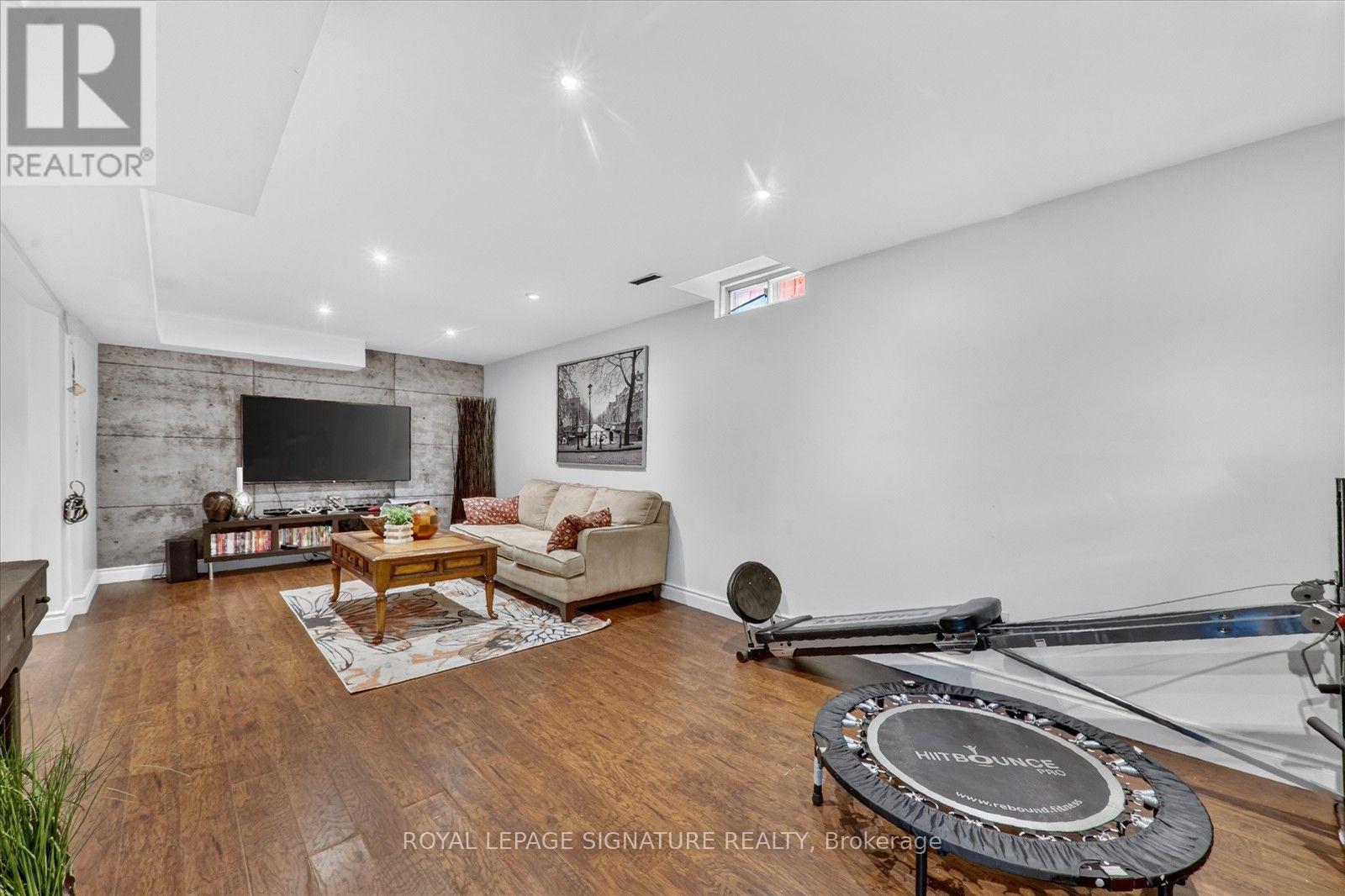 62 Massey Street, Brampton, Ontario  L6S 2W5 - Photo 41 - W13598512