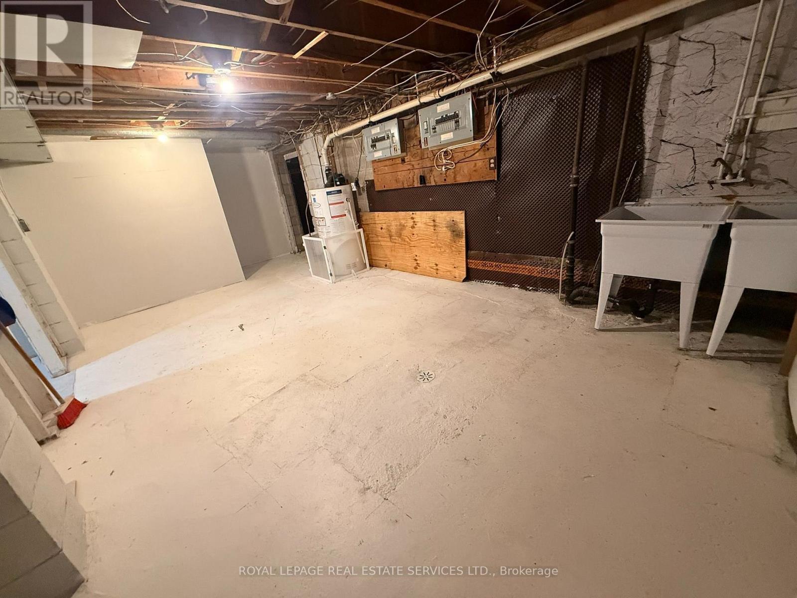1 - 19 Academy Road, Halton Hills, Ontario  L7G 3N7 - Photo 21 - W13598554