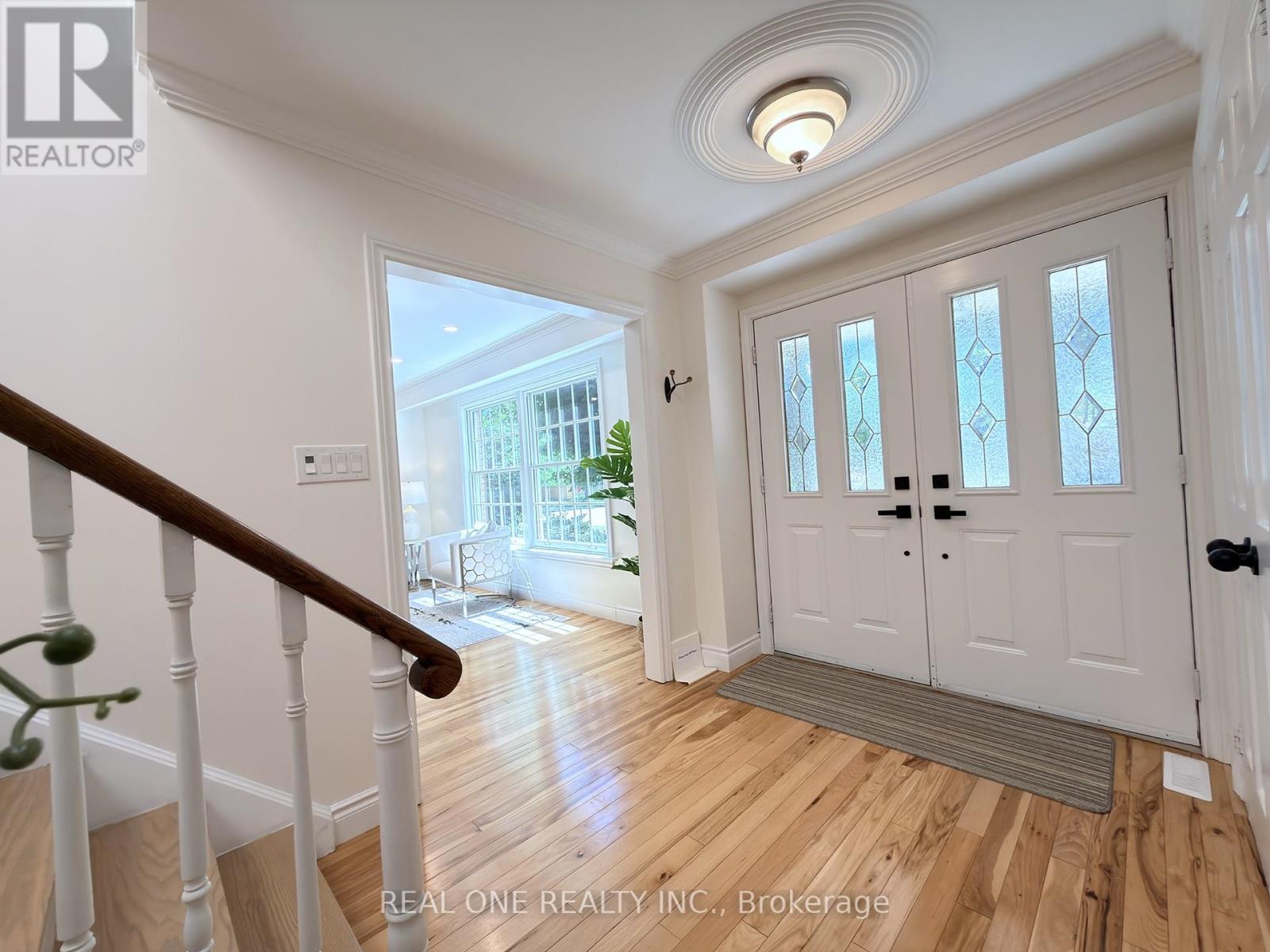 1585 Crombie Road, Mississauga, Ontario L5J 4J1 - Photo 4 - W13493962
