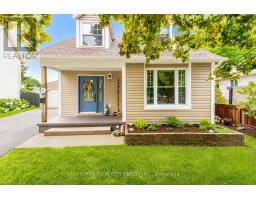 11 NIPIGON PLACE, Kitchener, Ontario