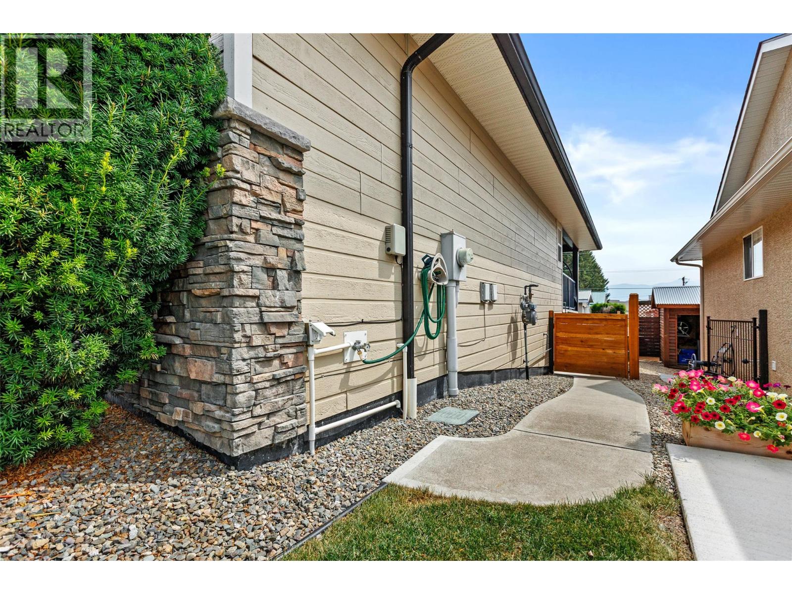 1901 Alder Street, Creston, British Columbia  V0B 1G5 - Photo 47 - 10395434
