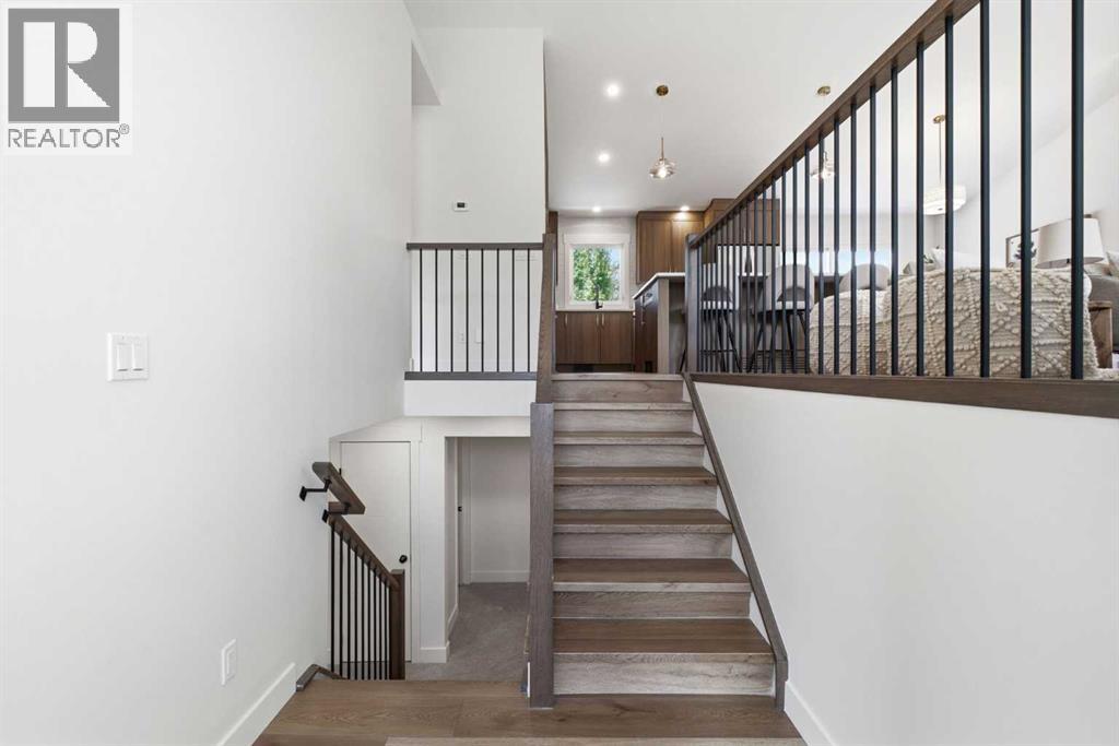 31 Midvalley Road Se, Calgary, Alberta  T2X 1K5 - Photo 6 - A2331111