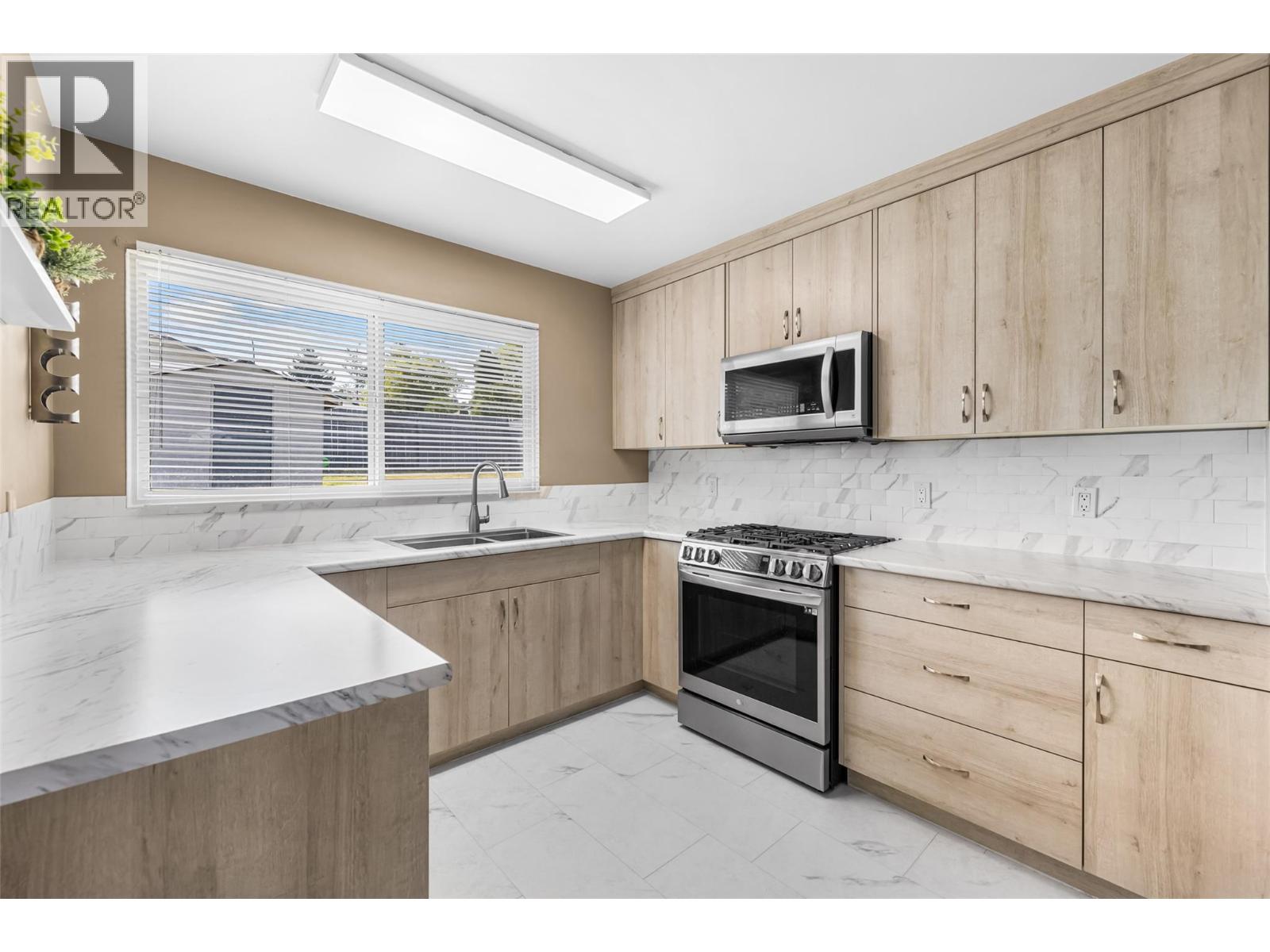 1244 Larch S Drive S, Cranbrook, British Columbia V1C 2K1 - Photo 10 - 10395633